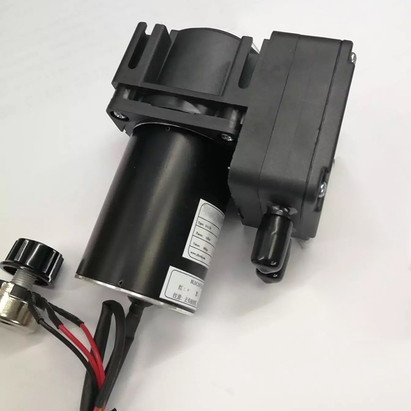 DA120BLDC -82kPa 35L/m 2bar Quiet Micro Vacuum Pumps Brushless Motor